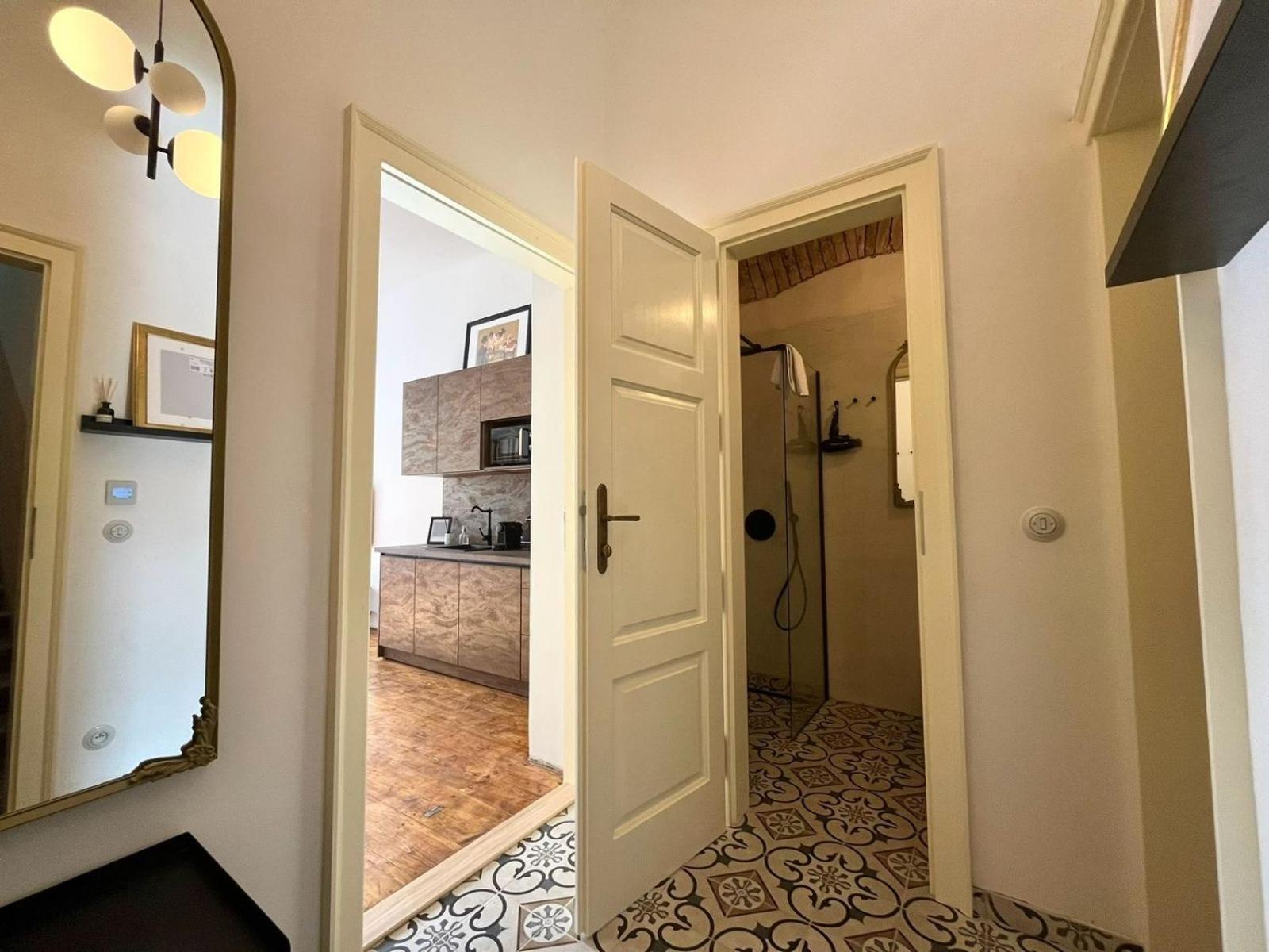 Apartment Apartma Aida 1908 Karlovy Vary